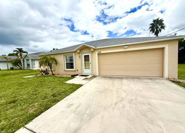 Property at 1350 SW Granville Ave, Port Saint Lucie, FL 34953, 3 beds, 2 baths