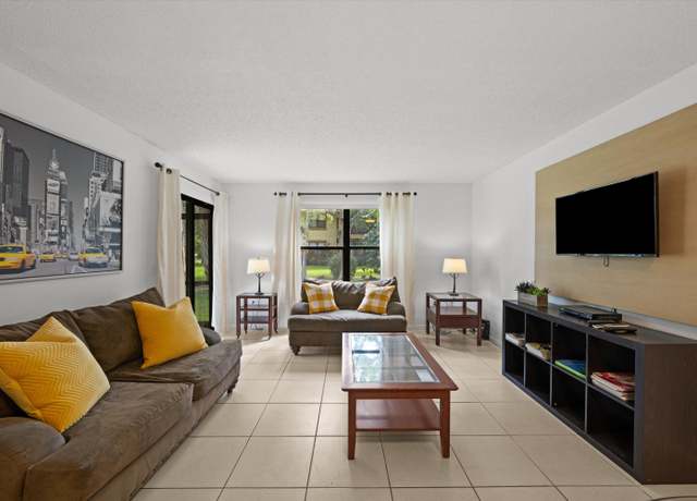 Property at 13175 Chadwick Ct #34, Wellington, FL 33414, 2 beds, 2 baths