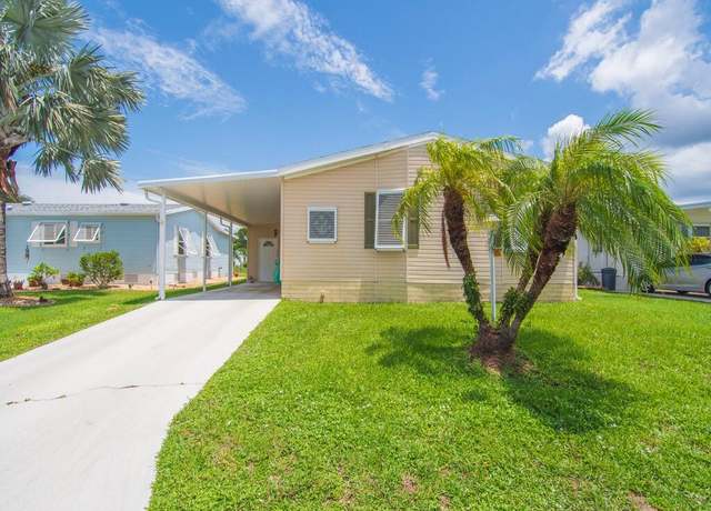 Property at 475 Pelican Shl, Fort Pierce, FL 34982, 3 beds, 2 baths