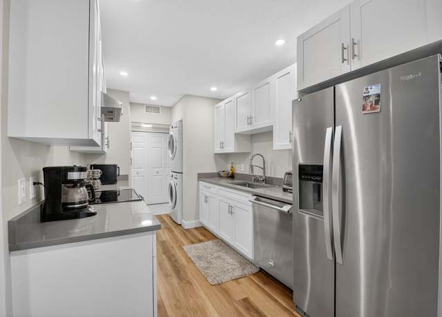 Property at 6342 Longboat Ln #201, Boca Raton, FL 33433, 2 beds, 2 baths