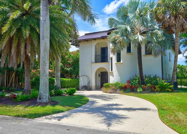 Property at 15 Middle Rd, Sewalls Point, FL 34996, 3 beds, 2.5 baths