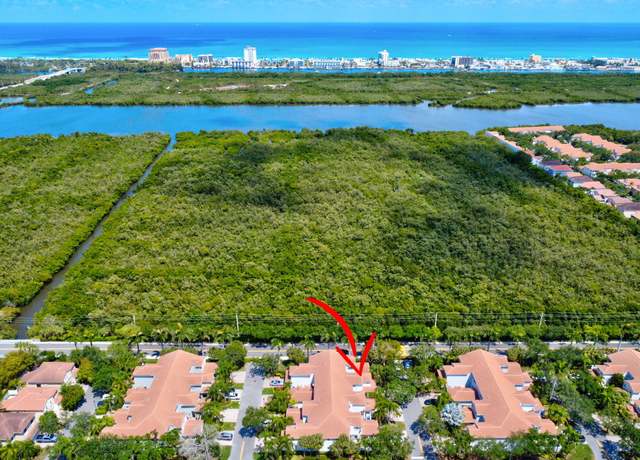 Property at 1125 Canella Ln, Hollywood, FL 33019, 3 beds, 2.5 baths