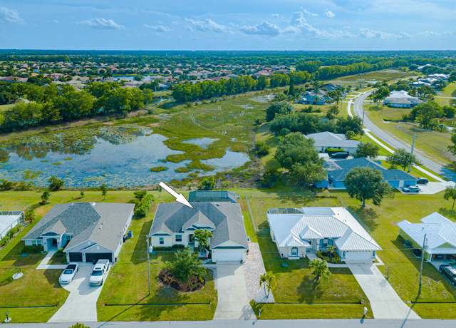 Property at 6530 NW Pomona Ct, Port Saint Lucie, FL 34983, 4 beds, 3 baths