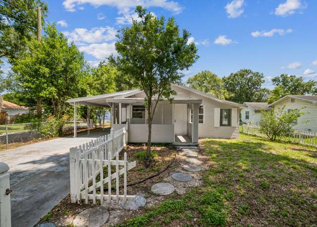 Property at 3823 Avenue R NW, Winter Haven, FL 33881, 3 beds, 2 baths