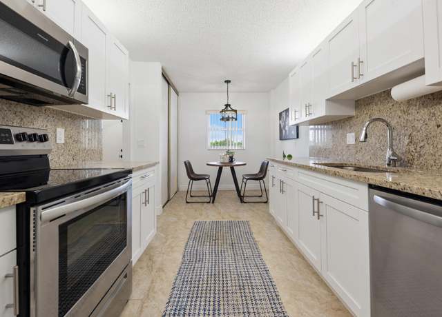 Property at 3286 Arcara Way #310, Lake Worth, FL 33467, 2 beds, 2 baths