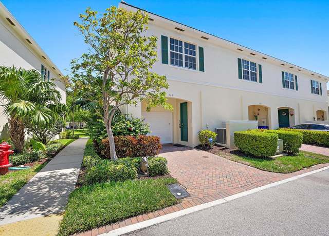 Property at 259 SW 7th Ct, Pompano Beach, FL 33060, 3 beds, 2.5 baths