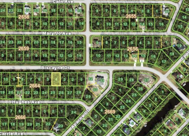 Property at 989 Biscayne Dr, Port Charlotte, FL 33953