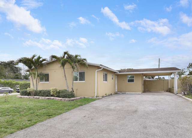 Property at 827 Caroline Ave, West Palm Beach, FL 33413, 3 beds, 2 baths