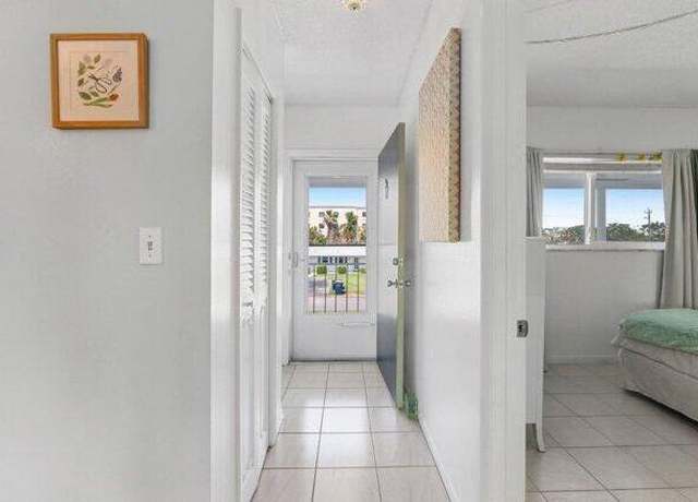 Property at 1118 Lake Ter Unit H209, Boynton Beach, FL 33426, 2 beds, 1 bath