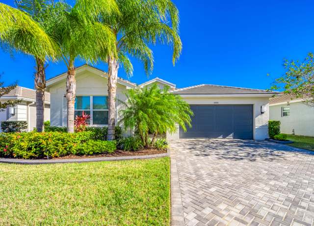 Property at 10876 SW Sunray St, Port Saint Lucie, FL 34987, 2 beds, 2.5 baths