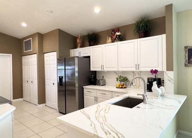 Property at 7687 Cherry Blossom St, Boynton Beach, FL 33437, 2 beds, 2 baths