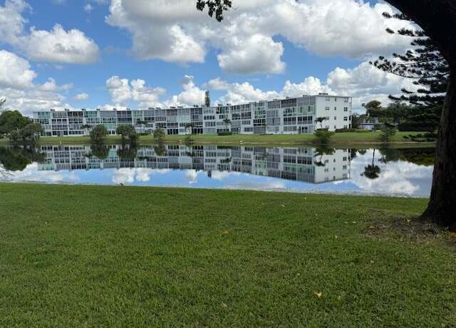 Property at 1028 Cambridge B, Deerfield Beach, FL 33442, 1 bed, 1.5 baths