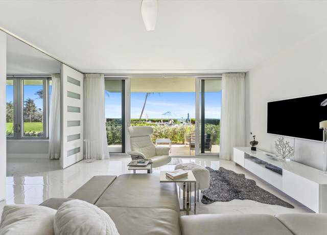 Property at 1225 S Ocean Blvd #104, Delray Beach, FL 33483, 1 bed, 2 baths