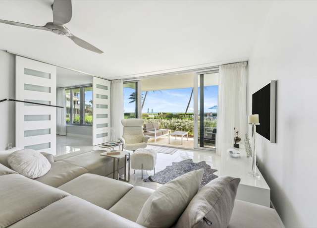 Property at 1225 S Ocean Blvd #104, Delray Beach, FL 33483, 1 bed, 2 baths