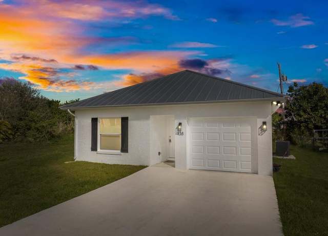 Property at 438 13th Ln SW, Vero Beach, FL 32962, 3 beds, 2 baths