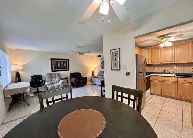 Property at 160 Bedford G, West Palm Beach, FL 33417, 2 beds, 1.5 baths