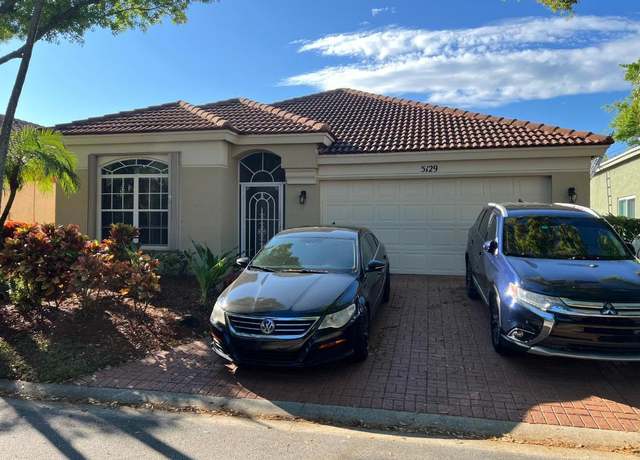 Property at 5129 Elpine Way, Riviera Beach, FL 33418, 3 beds, 2 baths