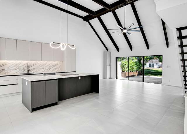 Property at 6560 Las Flores Dr, Boca Raton, FL 33433, 3 beds, 2 baths