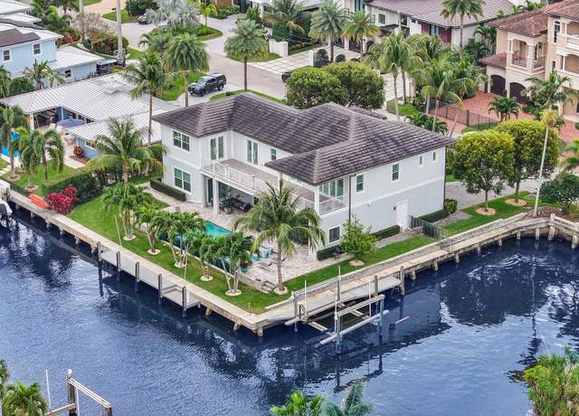 Property at 917 Tropic Blvd, Delray Beach, FL 33483, 5 beds, 5.5 baths