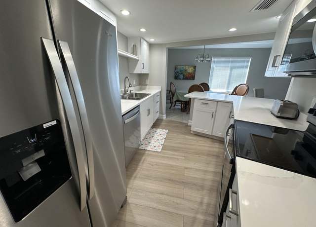 Property at 11811 Avenue Of The Pga Unit 3-1a, Palm Beach Gardens, FL 33418, 2 beds, 2 baths