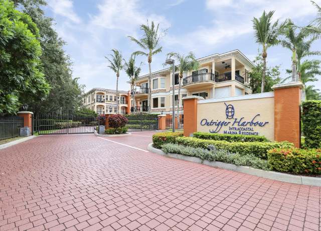 Property at 1508 NE Outrigger Landings Dr #310, Jensen Beach, FL 34957, 3 beds, 3.5 baths