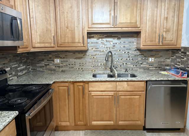 Property at 161 Plymouth V, West Palm Beach, FL 33417, 1 bed, 1.5 baths