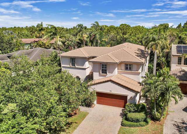 Property at 923 Mill Creek Dr, Palm Beach Gardens, FL 33410, 4 beds, 3.5 baths