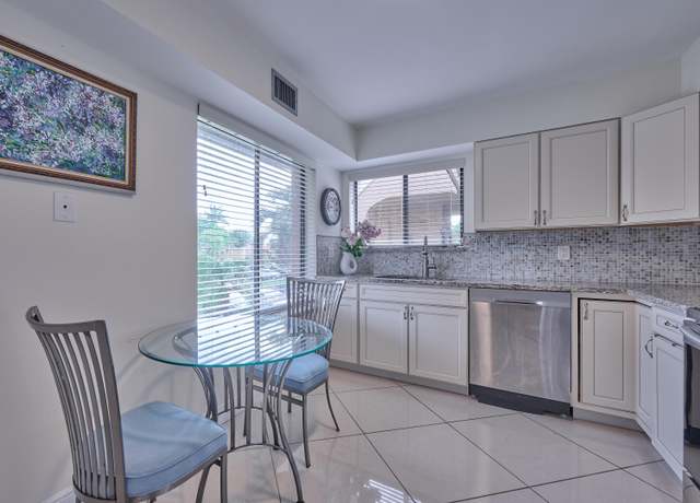 Property at 11205 Green Lake 204 Dr #204, Boynton Beach, FL 33437, 2 beds, 2 baths