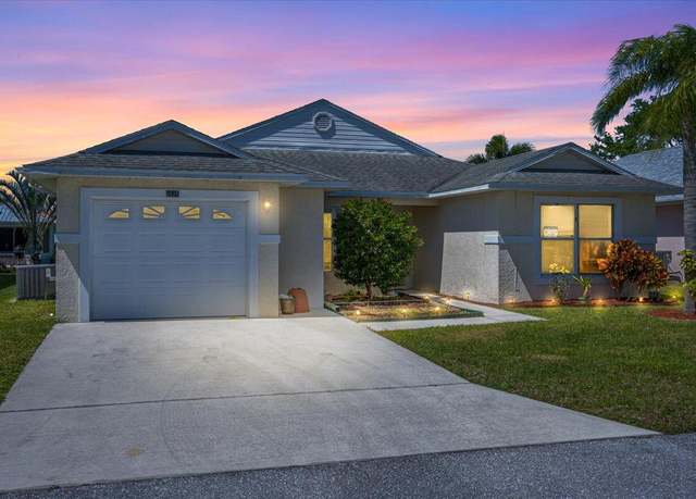 Property at 6625 Alheli Ct, Fort Pierce, FL 34951, 2 beds, 2 baths