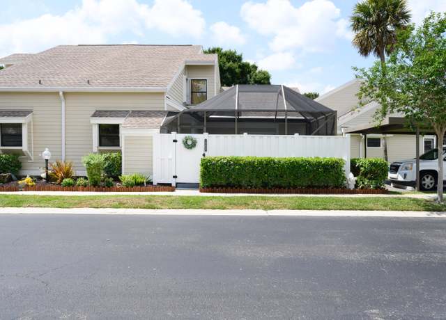 Property at 1202 Summer Winds Ln, Jupiter, FL 33458, 3 beds, 3 baths