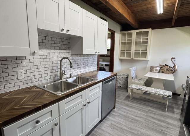 Property at 5301 Sunset Blvd, Fort Pierce, FL 34982, 3 beds, 2 baths