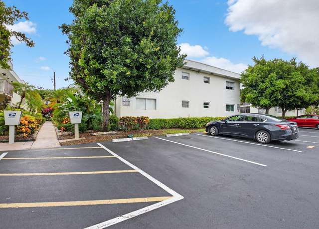Property at 14905 Wedgefield Dr #201, Delray Beach, FL 33446, 2 beds, 2 baths