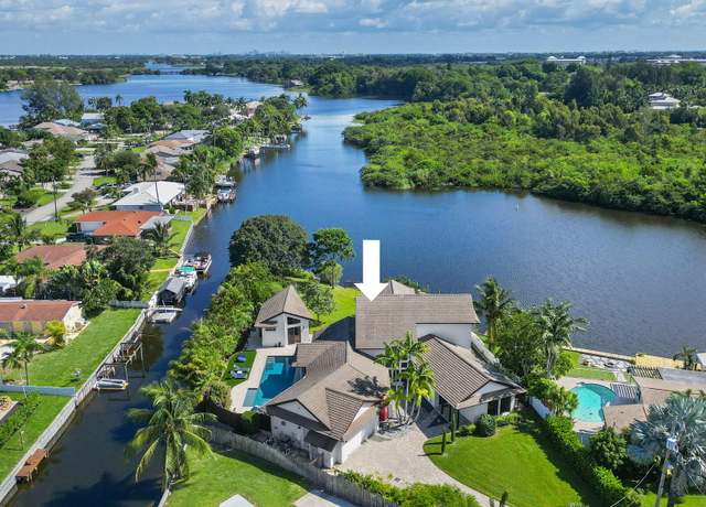 Property at 6787 Bayshore Dr, Lake Worth, FL 33462, 5 beds, 5.5 baths