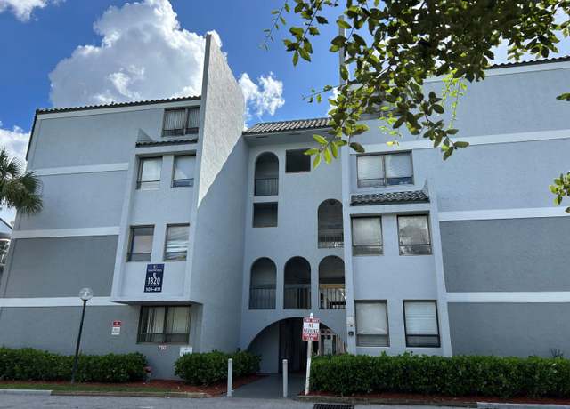 Property at 1820 N Congress Ave #405, West Palm Beach, FL 33401, 2 beds, 1 bath