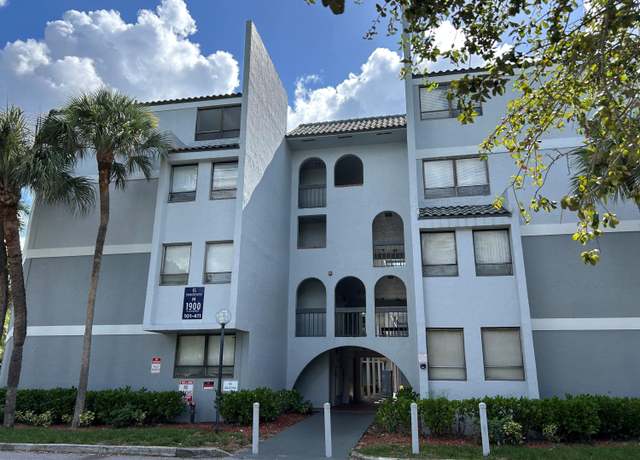 Property at 1900 N Congress Ave #305, West Palm Beach, FL 33401, 2 beds, 1 bath