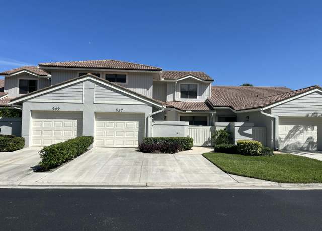Property at 547 Prestwick Cir, Palm Beach Gardens, FL 33418, 3 beds, 3 baths