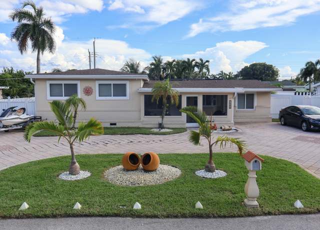 Property at 2442 Oklahoma St, West Palm Beach, FL 33406, 4 beds, 2.5 baths