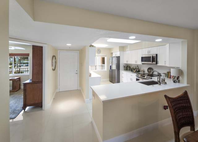 Property at 12560 Majesty Cir #205, Boynton Beach, FL 33437, 3 beds, 2 baths