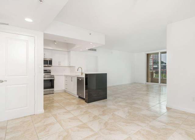 Property at 403 S Sapodilla Ave #509, West Palm Beach, FL 33401, 2 beds, 2 baths