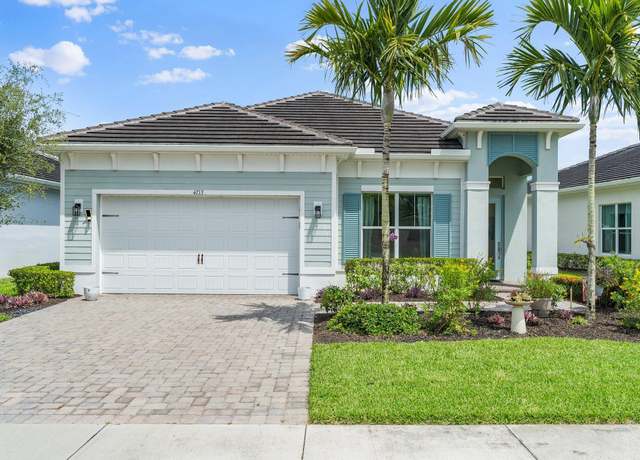 Property at 4713 SW Briarwood Ct, Stuart, FL 34997, 3 beds, 3 baths