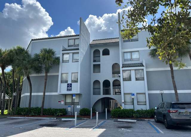 Property at 2000 N Congress Ave #411, West Palm Beach, FL 33401, 2 beds, 2 baths