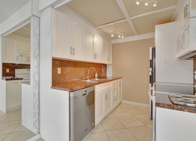 Property at 3009 Exeter A, Boca Raton, FL 33434, 2 beds, 1.5 baths