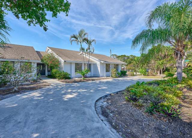 Property at 6235 Boyd Ln, Lake Worth, FL 33462, 4 beds, 2.5 baths