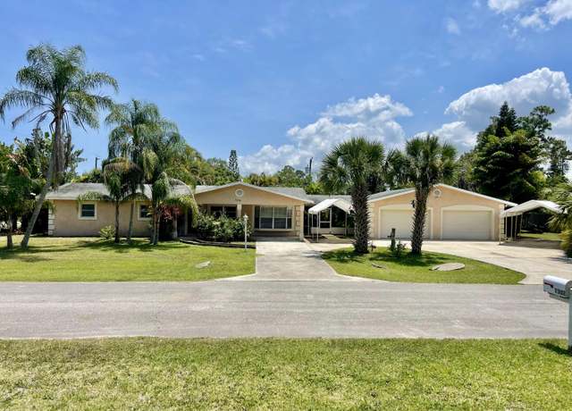 Property at 7301 Cabana Ln, Fort Pierce, FL 34951, 3 beds, 2 baths