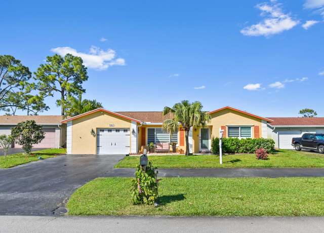 Property at 7267 Pine Manor Dr, Lake Worth, FL 33467, 2 beds, 2 baths