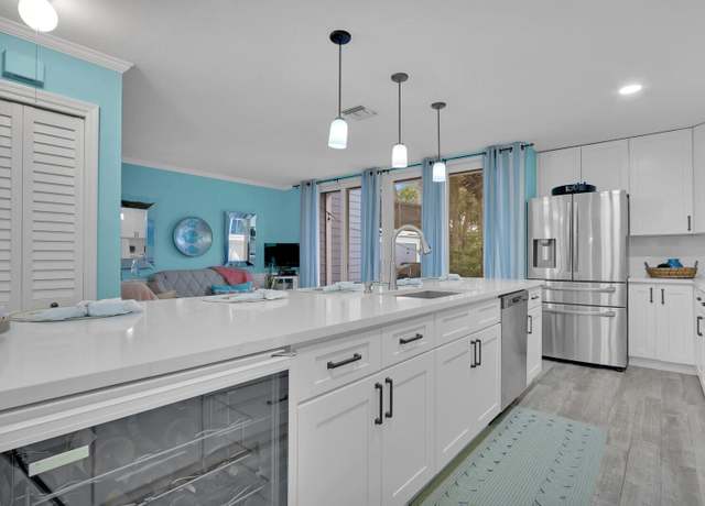Property at 726 Ocean Dunes Cir, Jupiter, FL 33477, 3 beds, 2.5 baths