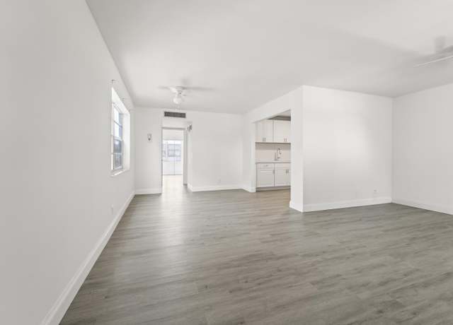 Property at 938 Normandy T #938, Delray Beach, FL 33484, 1 bed, 1.5 baths