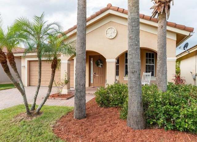 Property at 773 Bent Creek Dr, Fort Pierce, FL 34947, 4 beds, 2 baths