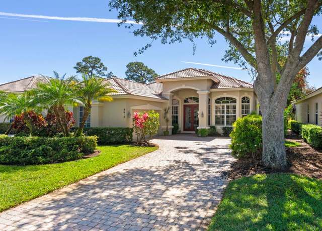 Property at 9413 Avenel Ln, Port Saint Lucie, FL 34986, 3 beds, 2.5 baths
