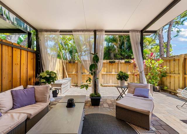 Property at 2118 NE 9th Ave #2118, Wilton Manors, FL 33305, 2 beds, 2.5 baths